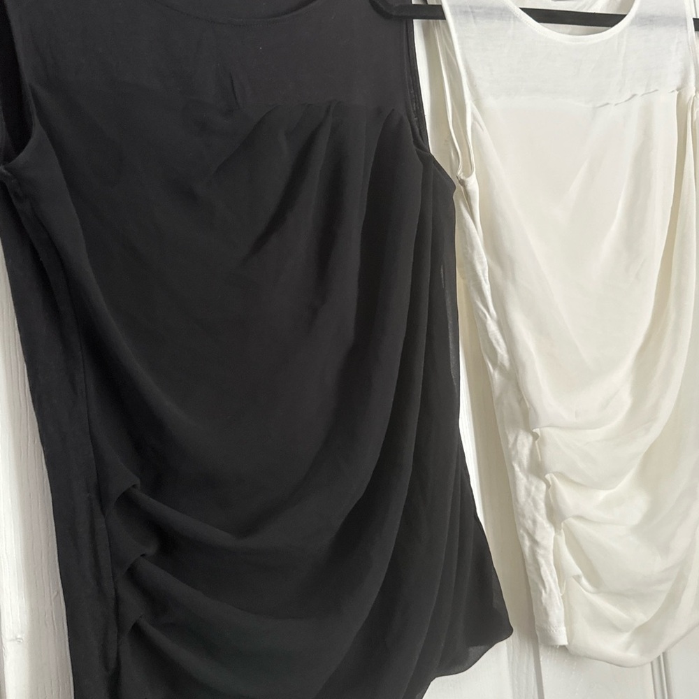 DKNY Tanks size M